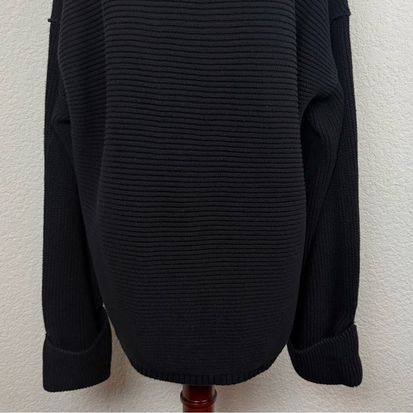Free People La Brea Chunky Sweater Black Ribbed
Cuffed V-Neck Oversized - Picture 10 of 14